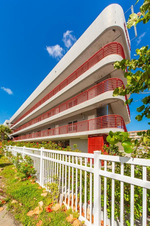 101 Crimson Condos St. Pete Beach Exterior photo