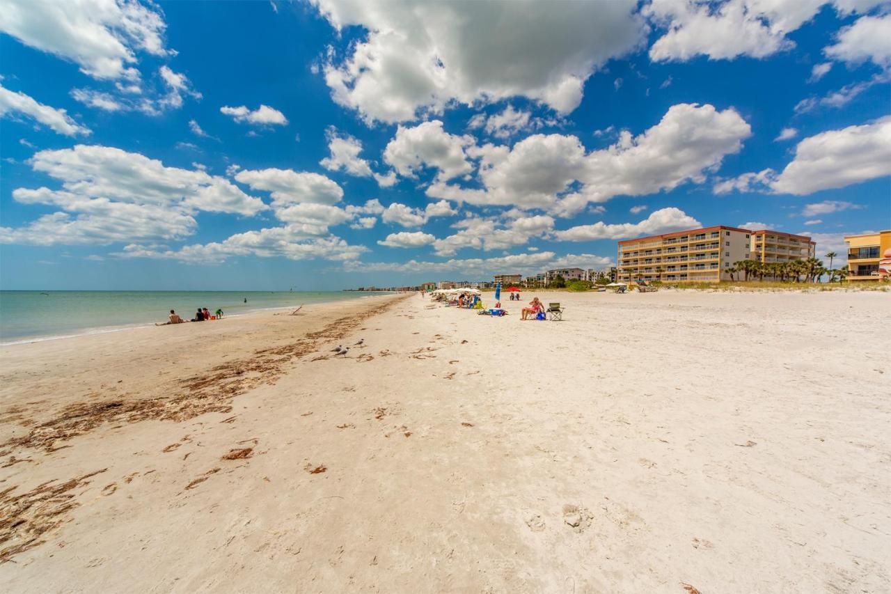 101 Crimson Condos St. Pete Beach Exterior photo